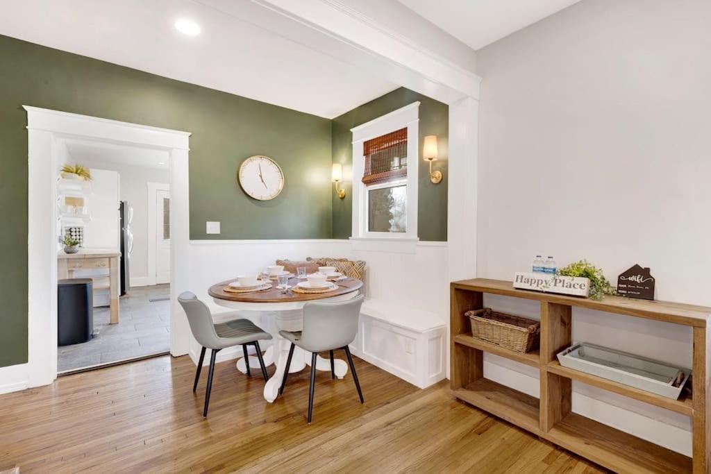 Historic Family Getaway Mins From Downtown Villa Birmingham Bagian luar foto